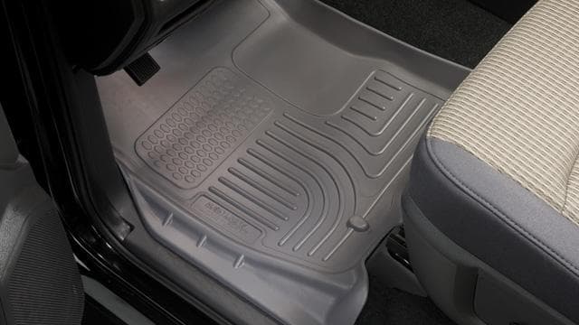 HL WB - Rear - Black - Photo - Primary