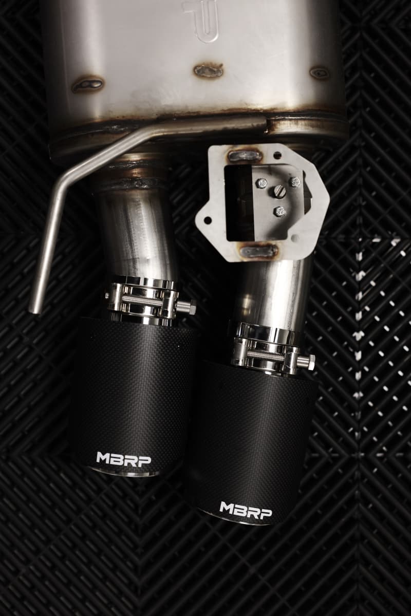 MBRP Catback Exhaust 304 - Photo - Close Up